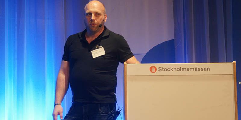 Christer Silver Holmberg berättade om arbetet i Botkyrka kommun under Svensk Vattens konferens ”Rörnät och klimat 2018”. Foto: Jan Bjerkesjö