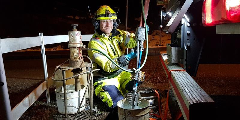 André Bårdseng Lund, bas for NCC, har lang erfaring med denne NoDig-metoden og sørget for at selve PU-operasjonen ble gjennomført på èn dag. Foto: Martina B. Svedahl