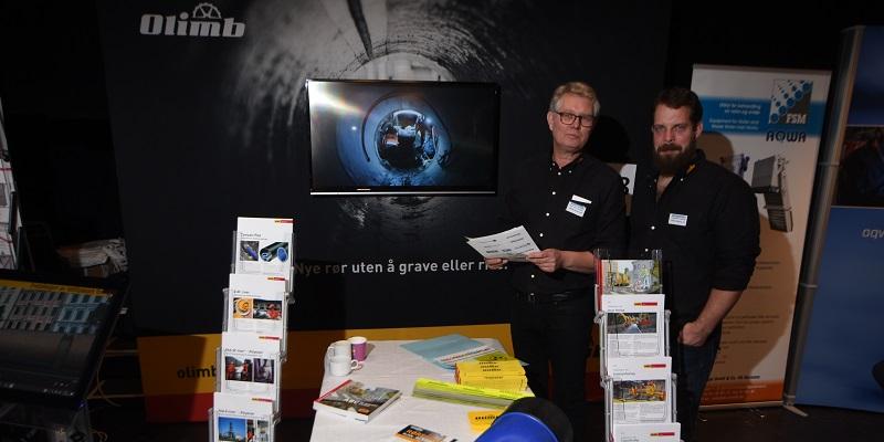 Olimbs markedssjef Peer-Christian Nordby og anleggsleder på vanninstallasjoner Christoffer Krabbsjö (t.h.) opplever økt interesse for rørfornying som følge av fokuset på vannkvalitet