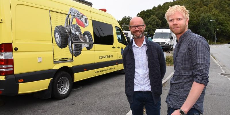 Stavanger kommune har gjort nyttige erfaringer med ulike NoDig-metoder de siste årene. Noen positive og noen negative, forteller seksjonsleder i Vann og avløp i Stavanger kommune, Bjørn Zimmer Jacobsen, som vil utdype dette under webinaret 28.mai.  Jacobsen til høyre, her sammen med r rørinspektør Bernt Austerheim i Rogaland Rørinspeksjon