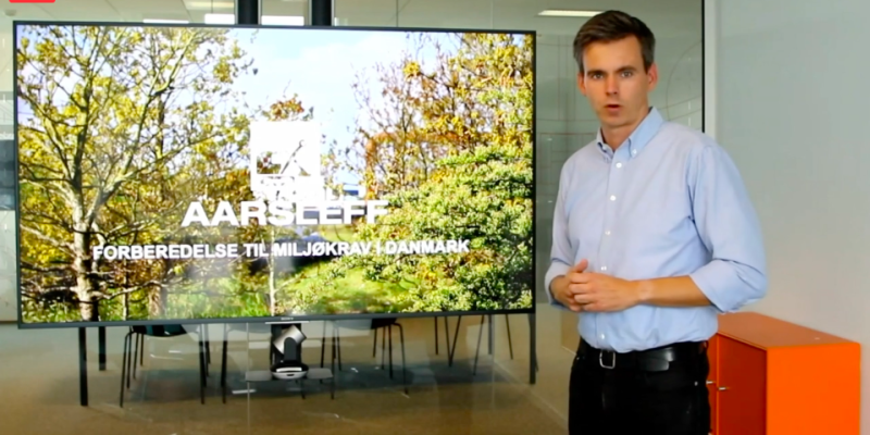 Kristian Hjelm Jakobsen, NoDig Infra och Aarsleff AS Danmark, berättade om koncernens miljö- och hållbarhetsarbete som en av programpunkterna på Nodigkonferensen.