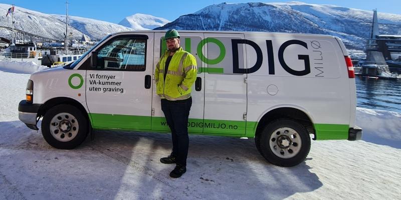 NoDig Miljø i Tromsø fornyer vann- og avløpskummer gravefritt. Her er daglig leder Haakon Antonsen, som deltok på SSTTs NoDig-introkurs i Sandvika i vår.
