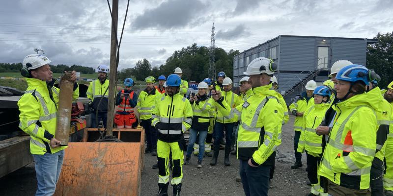 Om lag 40 personer deltok på tematreffet, og fikk god inføring i metoden. Det ble også mange fine diskusjoner.