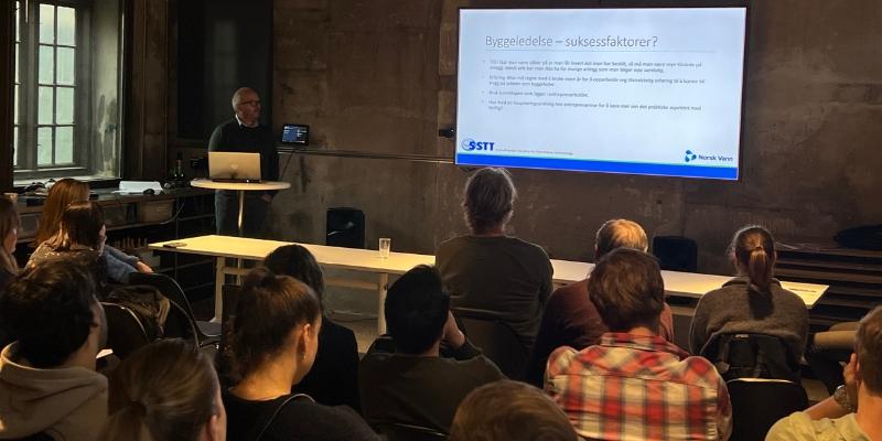 Fra forrige innføringskurs i NoDig. Dette ble gjennomført i Asplan Viaks lokaler i Oslo høsten 2024.