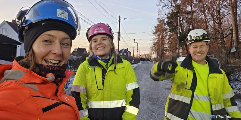 Til høyre Sylwia Baldyga mens hun fortsatt var byggeleder VA i Prosjektenheten | Bærum kommune. Foto: Selfie.